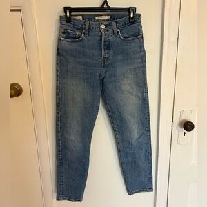 Levi’s Wedgie Jeans